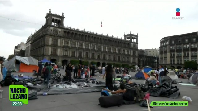 El plantón del Zócalo de la CDMX se empieza a disolver; Maestros de la CNTE se retiran