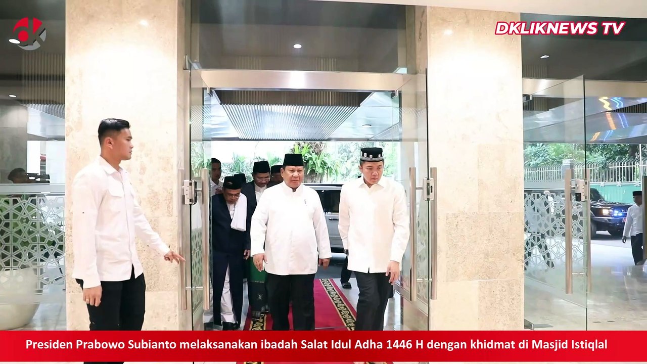 Prabowo Khusyuk Jalani Salat Idul Adha di Istiqlal