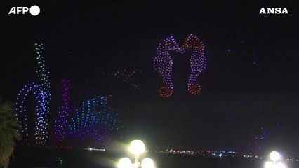 Nizza "accende" il cielo per la Conferenza Onu sugli Oceani