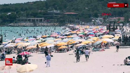 Çeşme’de sahiller bayramın ikinci gününde doldu
