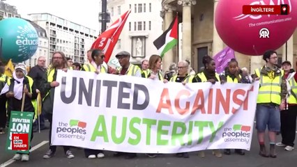 İngiltere'de kemer sıkma protestosu düzenlendi