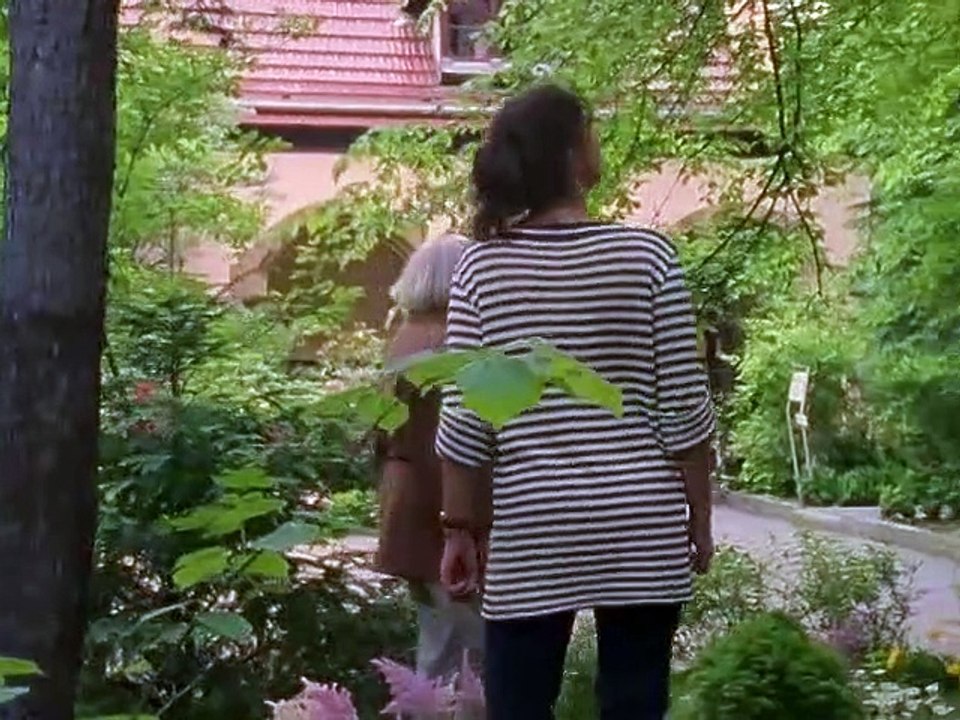 Unser Charly S02E05-Affentheater im Hotel