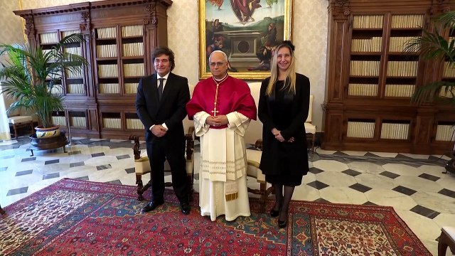 Papa Leão XIV recebe Milei no Vaticano e ressalta luta contra a pobreza
