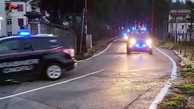 Lioni (AV) - Carabinieri in azione, due arresti per estorsione sul territorio locale. (06.06.25)