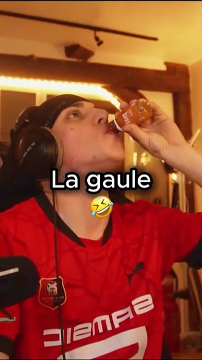 La gaule de Anyme avec le miel d'amour