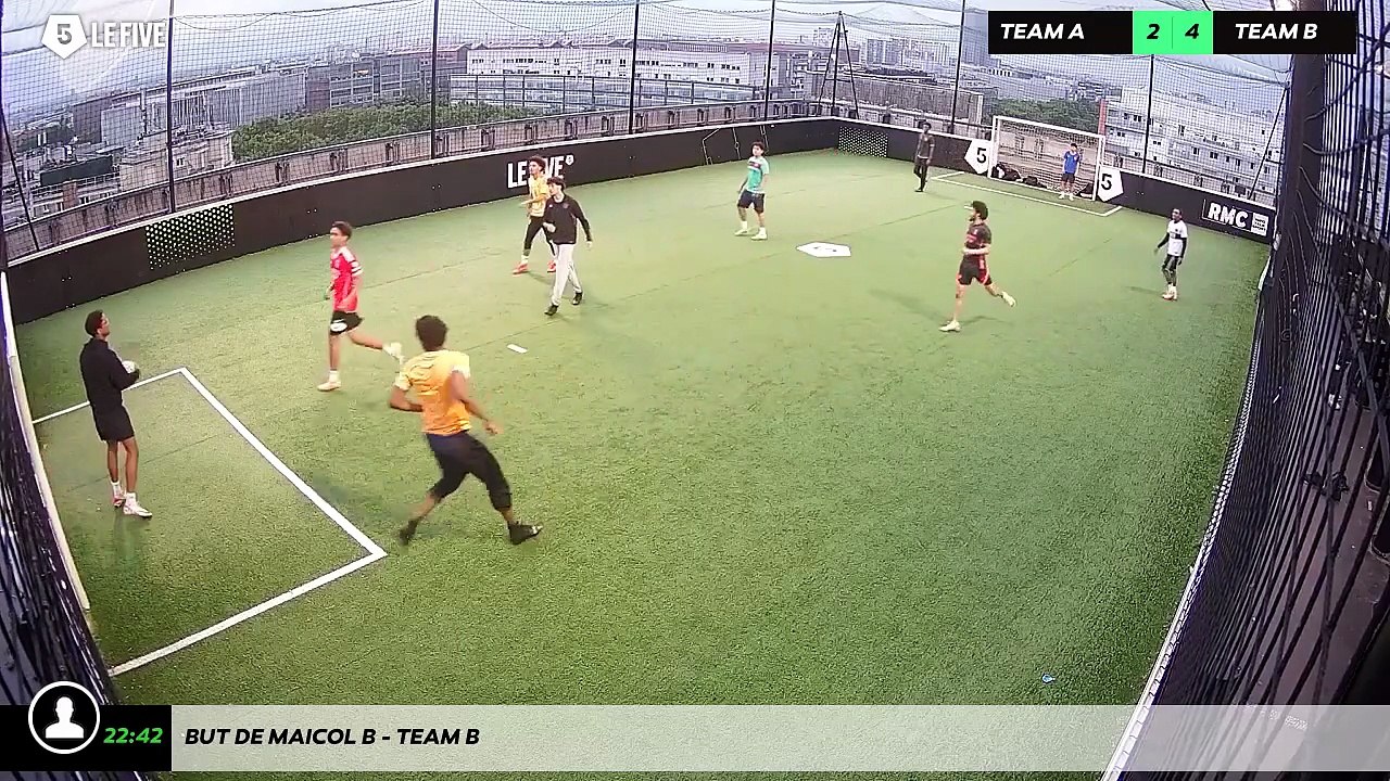 But de Maicol B - Team B