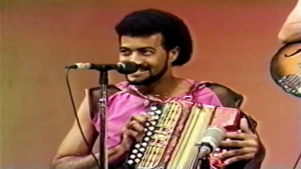 Anibal Santana y su Conjunto Tipico Dimension - Amor por Ti -Micky Suero Videos Salsa/Merengues Clasicos