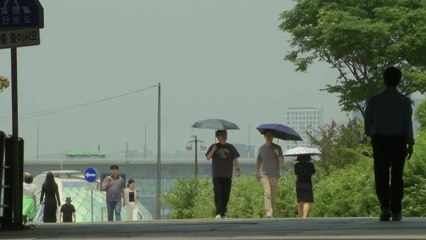 [날씨] 30℃ 안팎, 때 이른 한여름 더위...오후 곳곳 소나기 / YTN