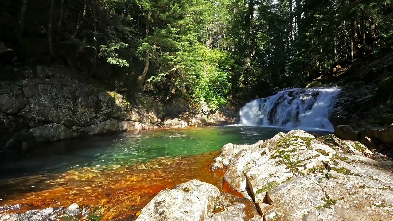 Relaxing Waterfall Sounds with Oud & Guitar | Peaceful Nature Music for Stress Relief