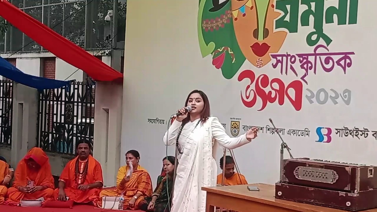 সুন্নত দিলে হয়ে মুসলমান নারী লোকে হয় কি বিধান-লালন গীতি