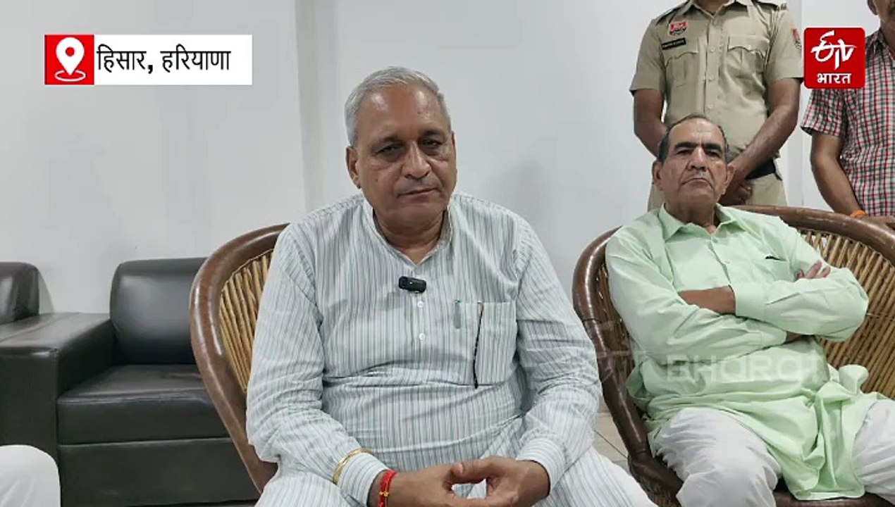 मंत्री रणबीर गंगवा की अधिकारियों को चेतावनी, बोले- '15 जून से सड़कों पर दिखे गड्ढे तो अधिकारियों-एजेंसी के खिलाफ होगी कार्रवाई'