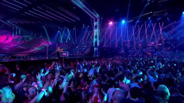 FINAL | Hele afstemning med jury votes samt televoting i finalen og interview med finaledeltagere i green room | Eurovision Song Contest 2025 | DRTV