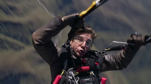 Beim Dreh des neuen Mission Impossible Films hat Tom Cruise einen irrwitzigen Weltrekord aufgestellt
