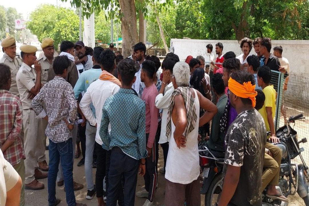 swm news: सीमेंट फैक्ट्री इलाके में फायरिंग में युवक की मौत