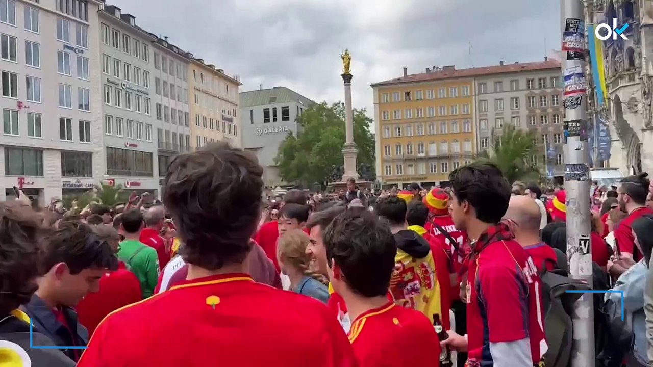Los españoles en Múnich también lo tienen claro: "¡Pedro Sánchez, hijo de puta!"