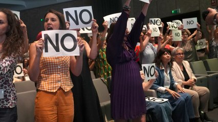 Montero irrumpe en acto de perdón de la Iglesia a víctimas franquistas, apoyado por Ana Redondo.