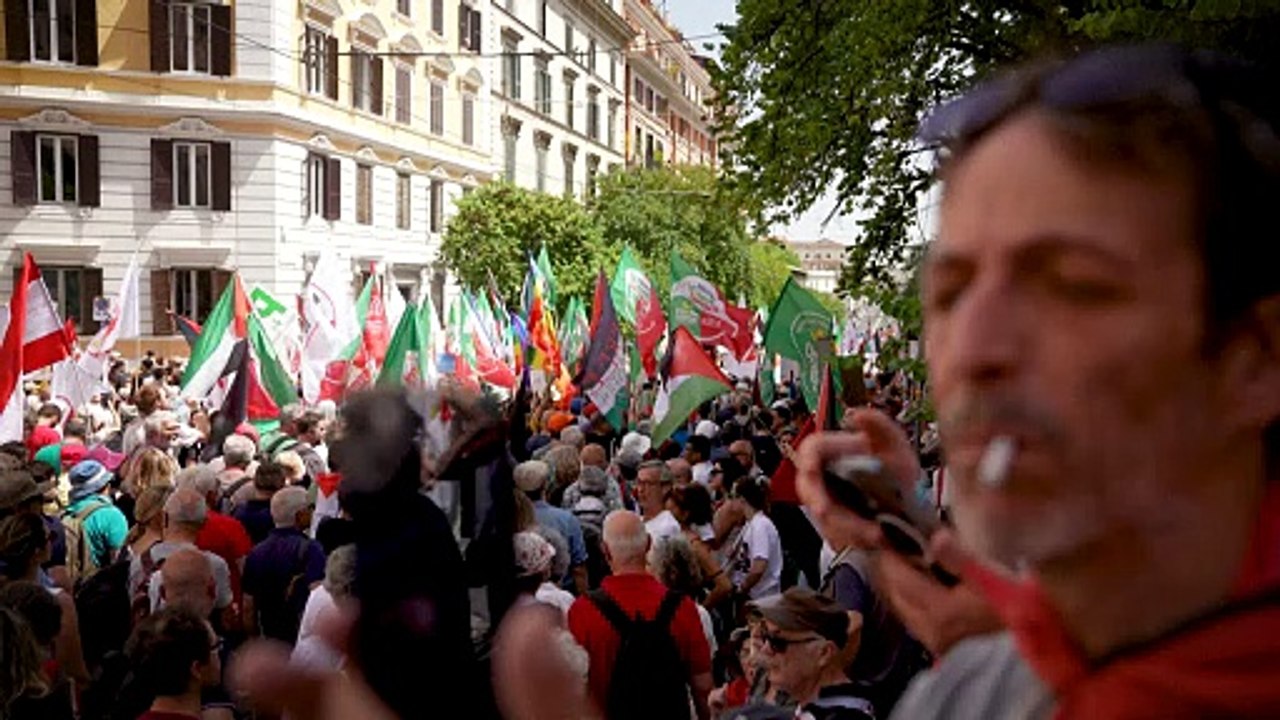 Thousands march in Rome to demand ceasefire and end of war in Gaza