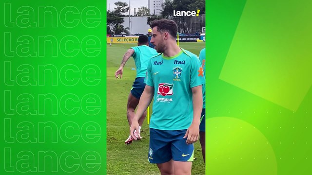 Ancelotti acompanha treino da Seleção Brasileira