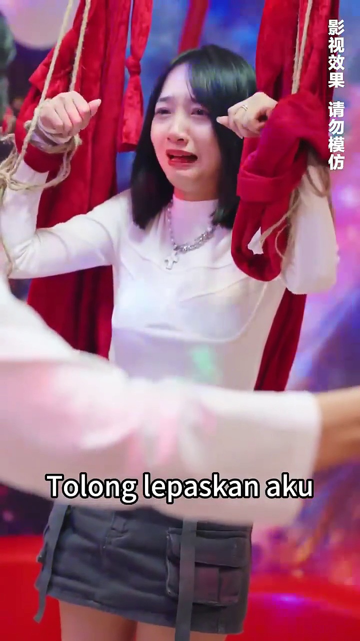  Seorang kurir dikhianati pacar matre tapi malah ditemukan oleh gadis kaya dan hidupnya berubah💥drama china full eps sub indo 