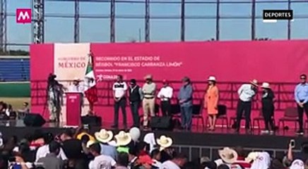 Los regios se vuelan la barda