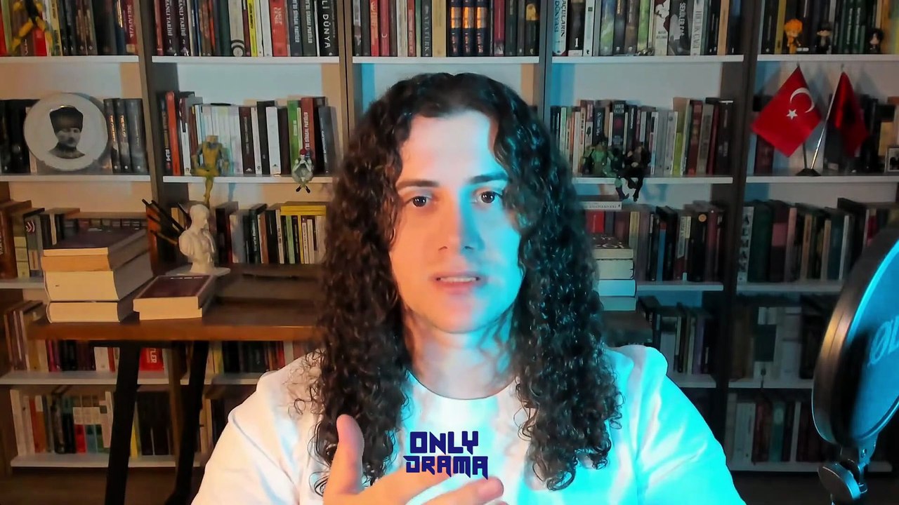 Diamond Tema, trafik kazası geçirdiğini açıkladı.  Kazayı nasıl geçirdiğini Paint'ten gösterdi ve üzerine konuştu.  🔒 Diamond Tema'nın ehliyetine 6 ay el koyuldu.