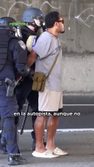 Manifestantes anti-ICE se enfrentan a la Guardia Nacional de California en medio de la autopista