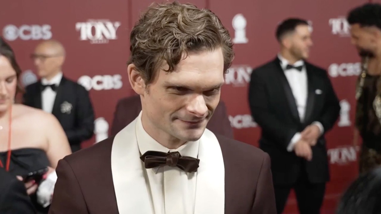 Andrew Durand Reveals How He Prepares 8 Shows a Week for 'Dead Outlaw' | Tony Awards 2025