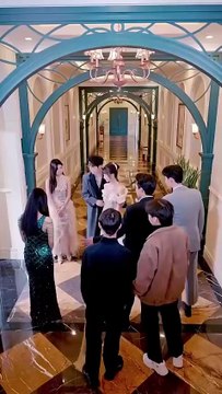 After a breakup, she boldly marries her ex’s uncle—an irresistible CEO who spoils her endlessly despite her efforts to stay rational.