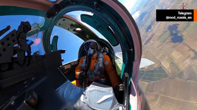 Video: Russian Air Force Patrols Kherson Skies with MiG-31 Fighters