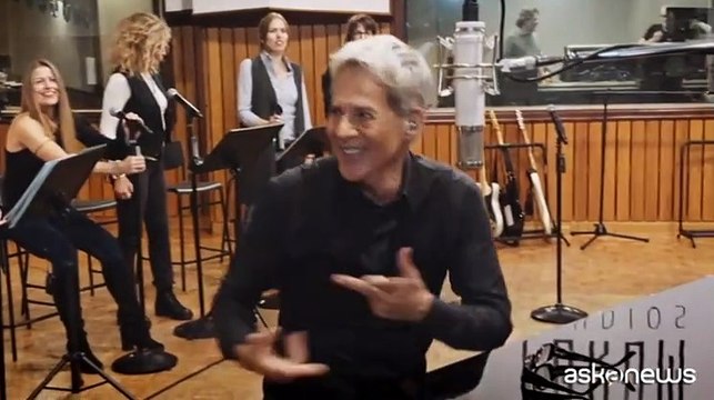 Claudio Baglioni torna in tour outdoor: l'anteprima a Lampedusa