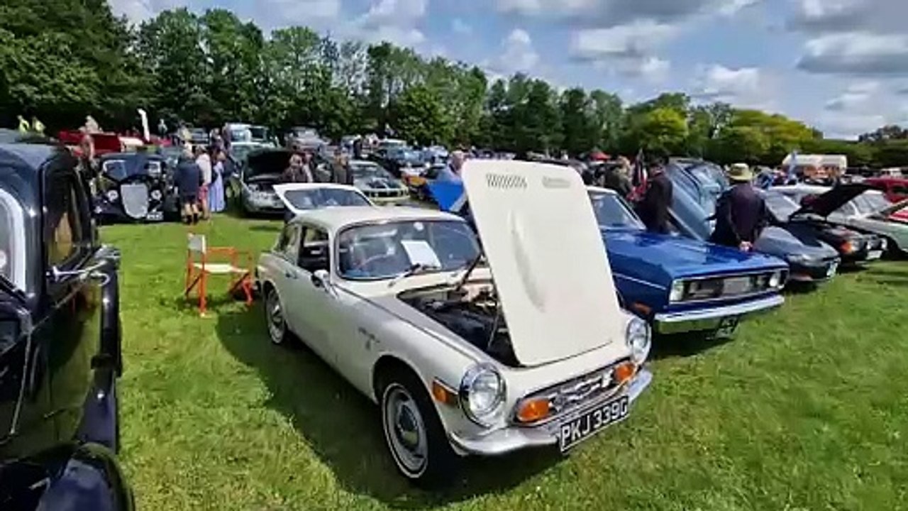 300 vehicle spectacular "Wheels through the years" in Burgess Hill
