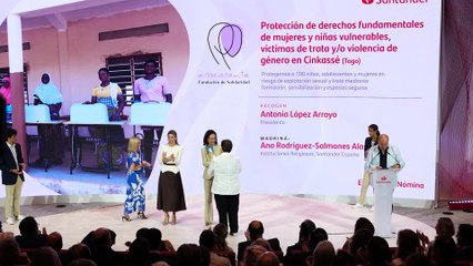 La Reina preside la XVII Convocatoria Euros de tu Nómina de Banco Santander