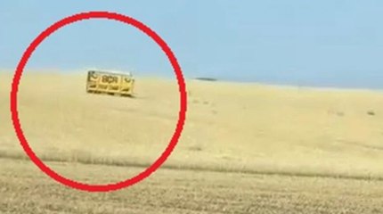 Biçerdöverden kopan römork devrildi: O anlar kamerada