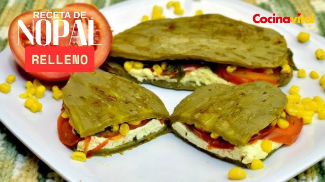 Receta de nopal empapelado relleno de queso con rajas y elotes