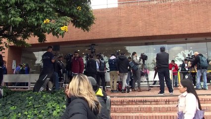 Segurança de senador baleado foi 'estranhamente reduzida' antes de atentado na Colômbia