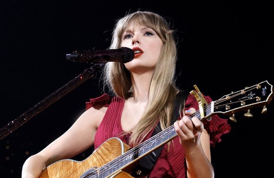 El álbum Reputation de Taylor Swift vuelve a entrar en el Top 5 de la lista Billboard 200