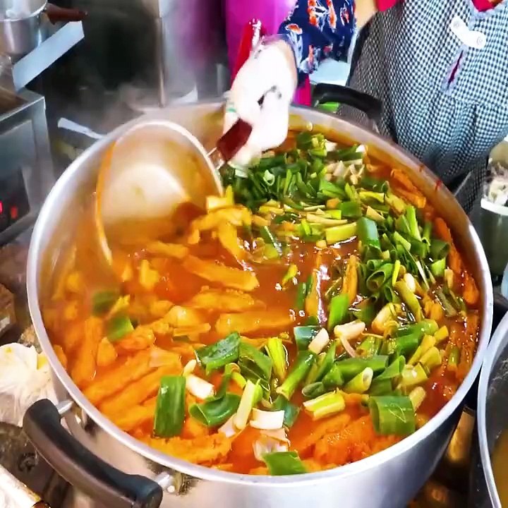 Korean style garlic fried chicken Korean street food