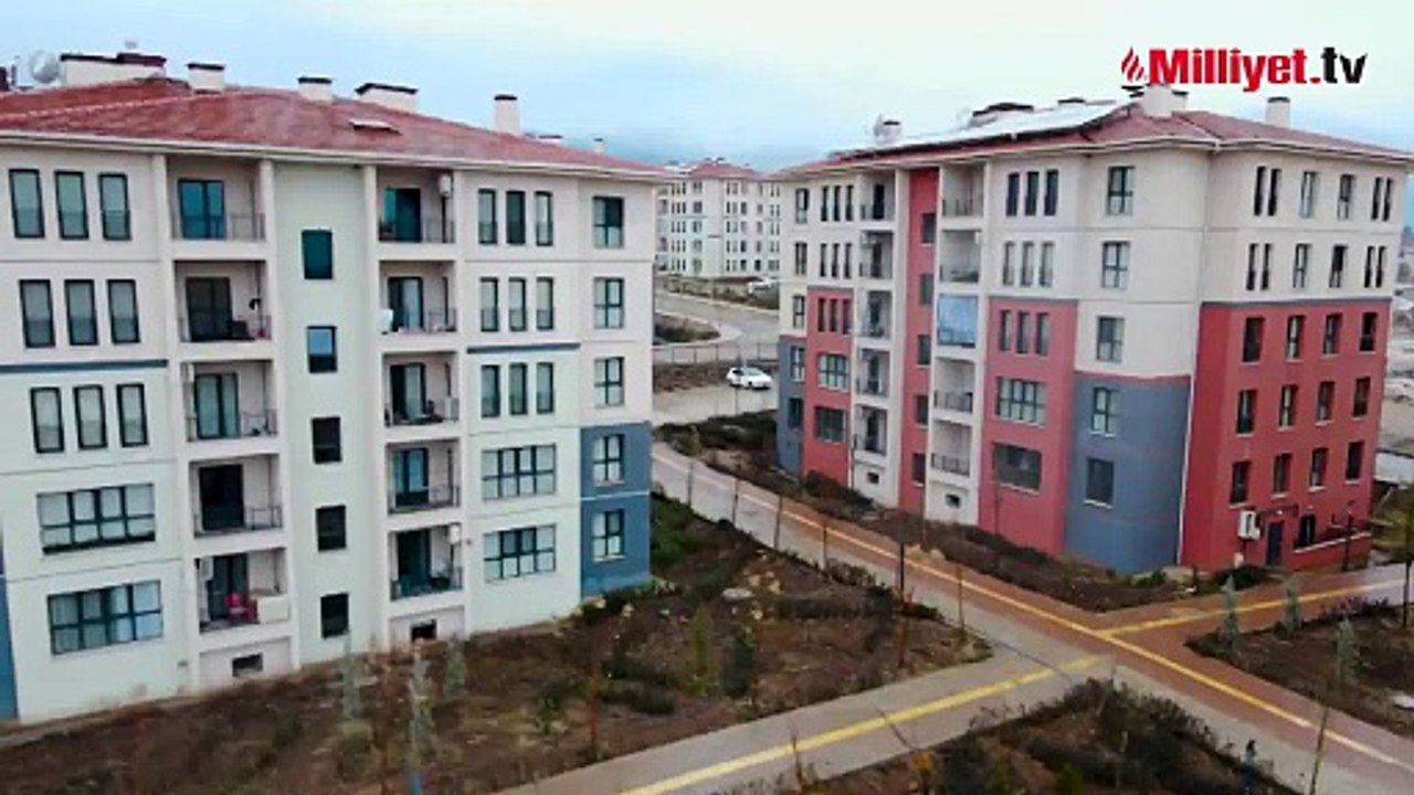 Bakan Kurum yeni inşa edilen afet konutlarını paylaştı