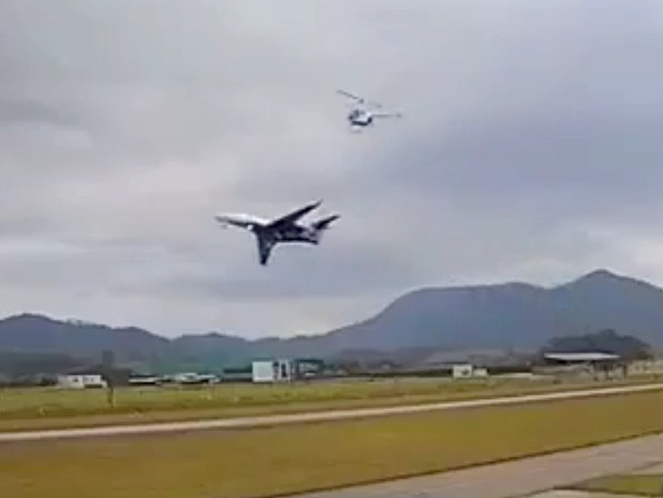 Beinahe-Crash: Jet verfehlt Hubschrauber nur knapp