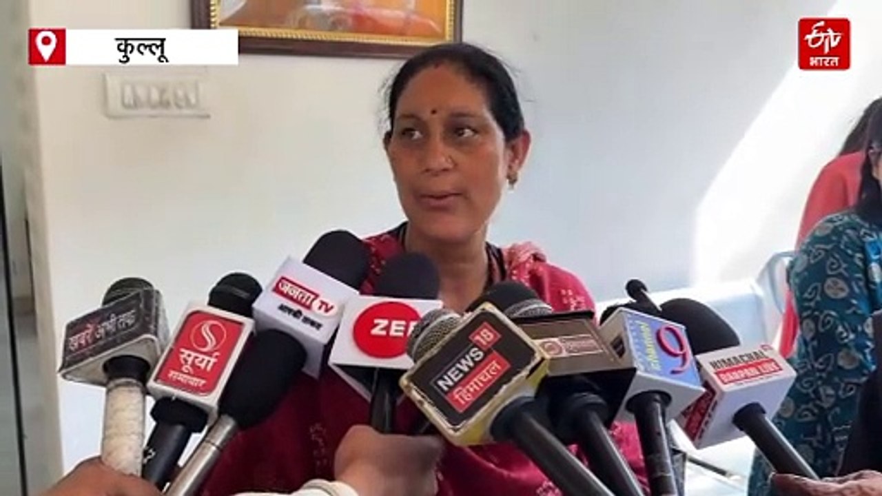 NTT भर्ती में डिप्लोमा धारकों को दिखाया जा रहा बाहर का रास्ता, महिला उम्मीदवारों ने जताया विरोध, सरकार से रखी ये मांग