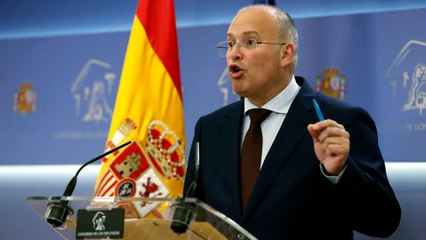 El PP acusa al Gobierno de "deberle favores" al fiscal general: "Es repugnante"