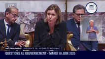 Regardez la minute de silence qui a été observée à l'Assemblée Nationale en hommage à la surveillante tuée dans un collège en Haute-Marne et aux deux pompiers décédés dans l'Aisne