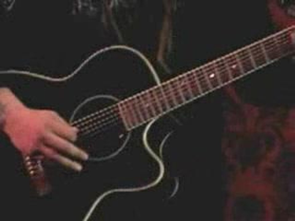 KoRn - "Thoughtless" (Acoustic)