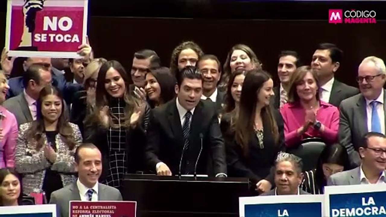 Círculo Magenta: INE, árbitro sin silbato