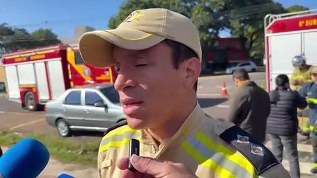 Princípio de incêndio em carro mobiliza Corpo de Bombeiros em Umuarama
