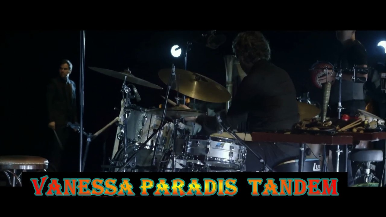 Vanessa Paradis chante son tube "Tandem" aux Nuits de Fourvière