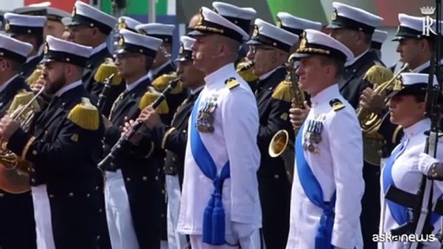 Mattarella sulla Vespucci per la festa della Marina Militare