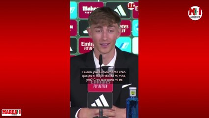 Dean Huijsen en su presentación con el Real Madrid: "Es el mejor día de su vida"