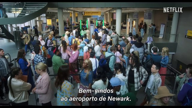 Wandinha (2ª Temporada) | Primeiros 6 minutos