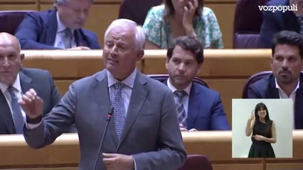 Senador del PP a Alegría: "Del Olimpo de la Moncloa a la dureza de la historia"